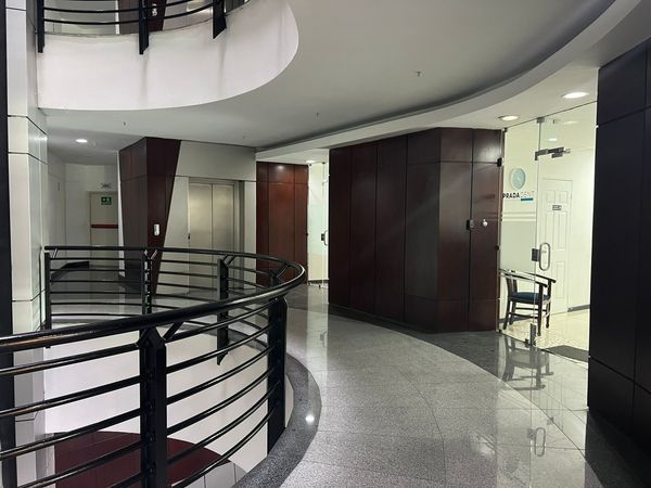 OFICINAS OBE #17, Plaza Fuentes del Obelisco, Carretera John F Kennedy, San José Province, Escazú, Costa Rica — photo 1 of 5