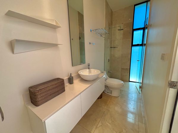 Casa en exclusivo y moderno condominio en Lindora, Calle Lindora, Pozos, San José, Costa Rica — photo 5 of 5