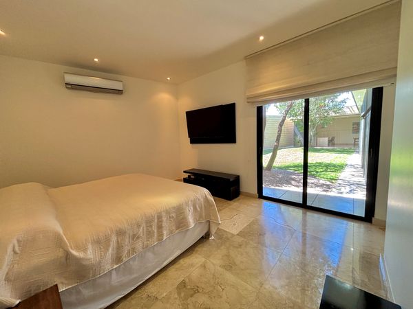 Casa en exclusivo y moderno condominio en Lindora, Calle Lindora, Pozos, San José, Costa Rica — photo 3 of 5