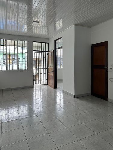Apartamento/oficina/consultorio 2 cuartos + 2 baños Puntarenas Centro, sobre Boulevard de la Casa de la Cultura, Puntarenas, Puntarenas Province, Costa Rica — photo 1 of 5