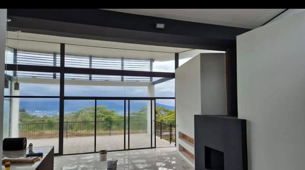 VENTA / (se Alquila) HERMOSA cASA  DE 1 PLANTA en San Rafael de Heredia, Heredia Province, San Rafael, Costa Rica — photo 5 of 5