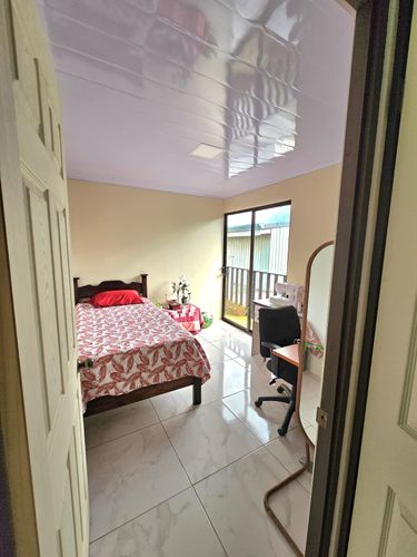 Hermosa casa de dos pisos, Transversal 5, Cartago, Provincia de Cartago, Costa Rica — photo 5 of 5