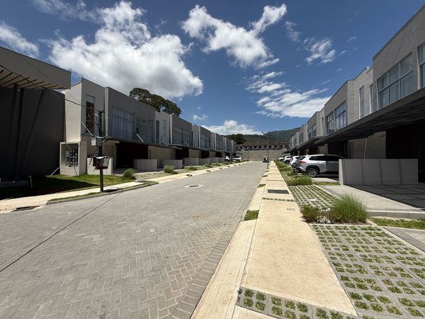 ALQUILER DE CASAS EN RÍO ORO, SANTA ANA PARA ESTRENAR, San José Province, Río Oro, Costa Rica