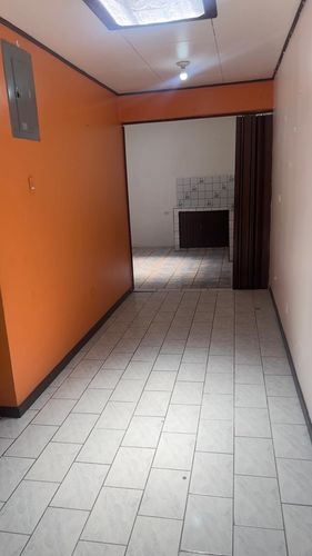 VENTA CASA EN RESIDENCIAL, Parqueo Palí Pitahaya, Cartago Province, Cartago, Ciudad de Oro, Costa Rica — photo 3 of 5