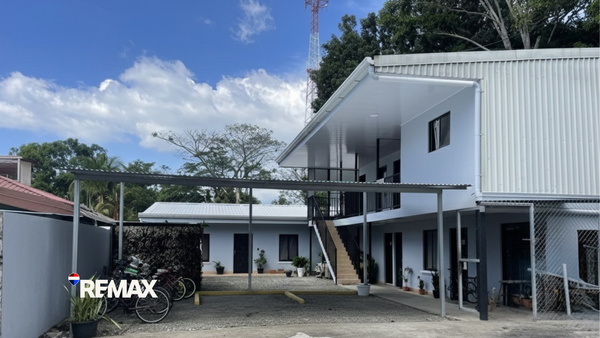10-Unit Studio Apartment Building in Downtown Jacó, Calle El Cholo, Jacó, Provincia de Puntarenas, Costa Rica — foto 1 de 5