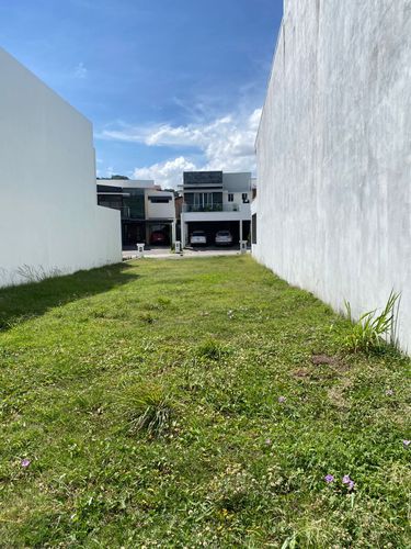 Se Vende Lote #88 en Condominio Lusso - Santa Ana, Condominio Lusso, Calle Los Orozco, San José Province, Pozos, Costa Rica — photo 4 of 5