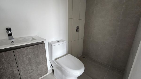 APARTAMENTO EN VENTA – Sky House Paso Ancho, Condominio SkyHouse - RC Inmobiliaria, San José Province, San José, Paso Ancho, Costa Rica — photo 4 of 5