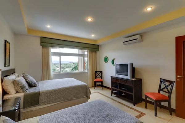Apartamento Playa Langosta, Playa Langosta, Provincia de Guanacaste, Costa Rica — photo 2 of 5