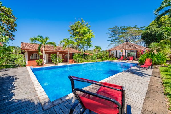 V- Dominik, 9638+Q7, Provincia de Guanacaste, La Garita Nueva, Costa Rica — foto 1 de 5