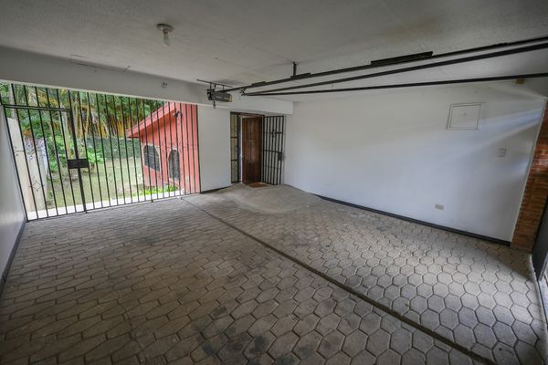 Casa Independiente | Guayabos | 3 Habitaciones | 4 Parqueos, San José Province, Granadilla, Guayabos, Costa Rica — photo 3 of 5