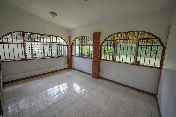 Casa Independiente | Guayabos | 3 Habitaciones | 4 Parqueos, San José Province, Granadilla, Guayabos, Costa Rica — photo 5 of 5