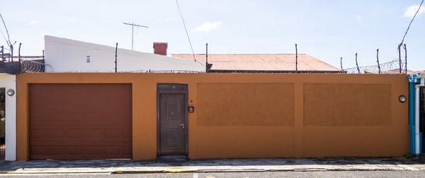 Casa hermanos, Occidental, Cartago, Costa Rica — photo 1 of 5